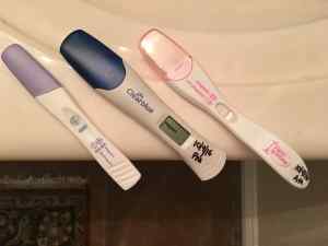 pregnant-test_2706
